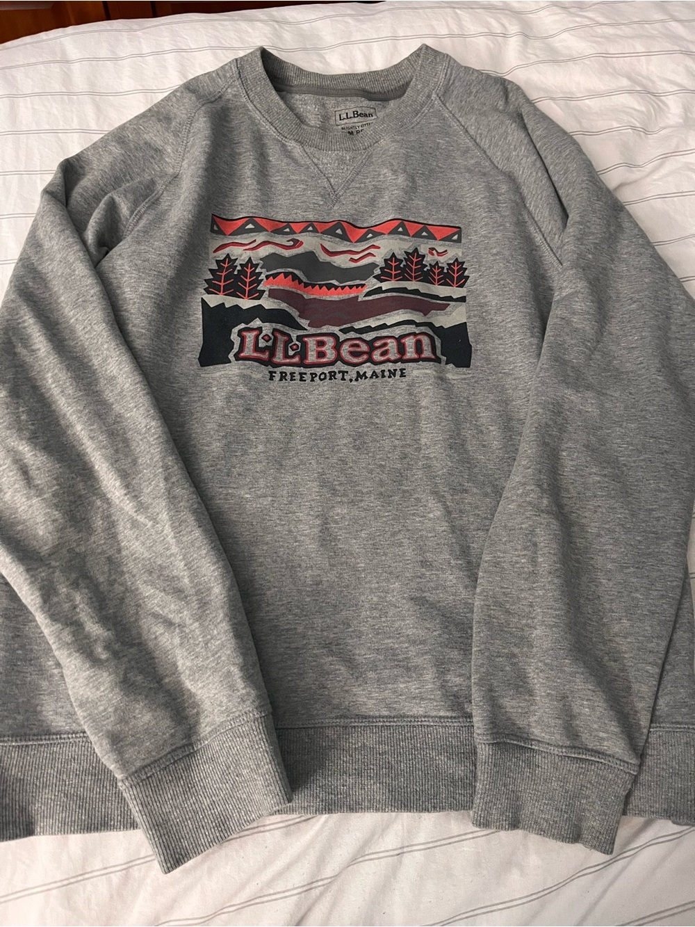 L.L. Bean Gray Graphic Crewneck Sweatshirt Freeport Maine Size Medium